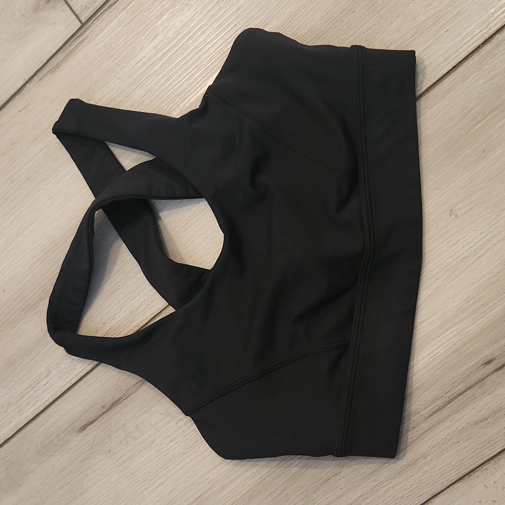 Lululemon bra